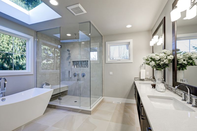 Shower-Tub Combo for Small Spaces